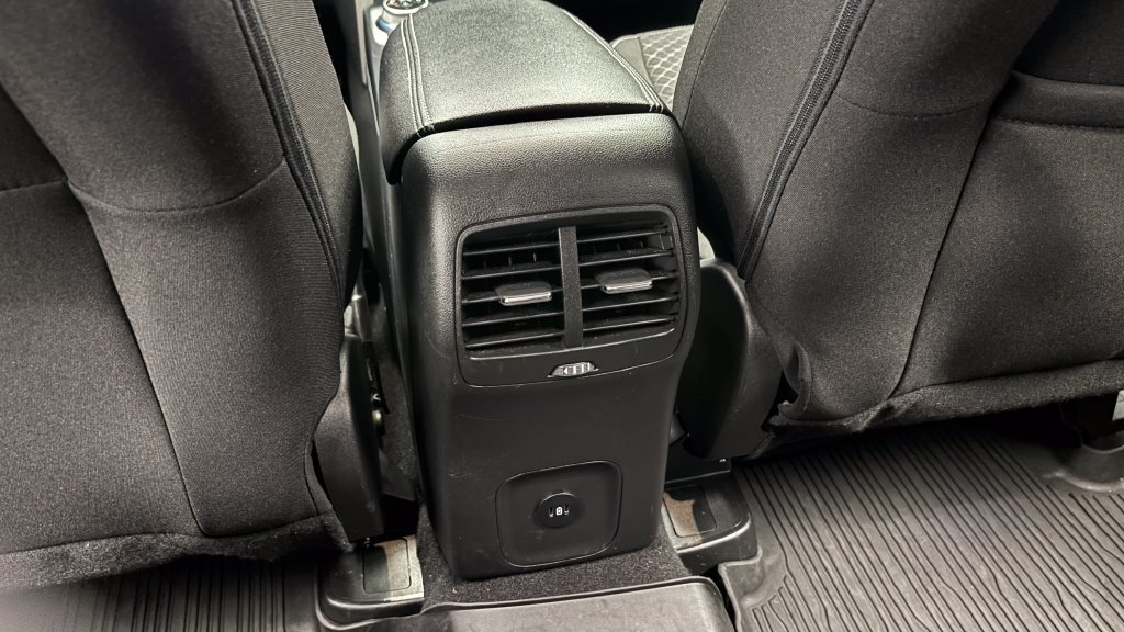 Used 2023 Ford Escape Active w/ Tech Pack #1 AWD/4WD image 29