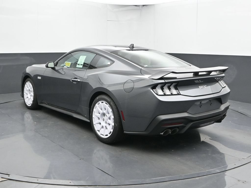 New 2026 Ford Mustang GT Premium w/ GT Performance Package RWD image 10