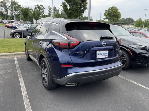 Used 2023 Nissan Murano S AWD/4WD image 18