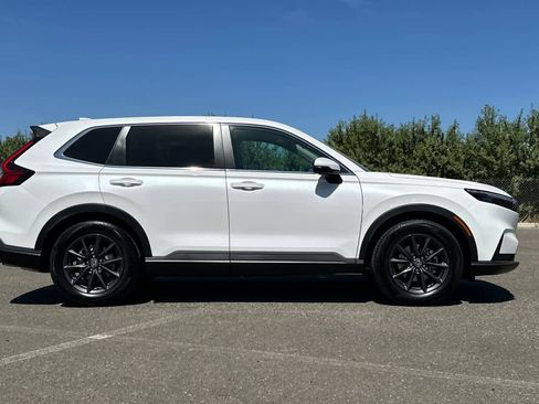 New 2026 Honda CR-V EX-L image 2