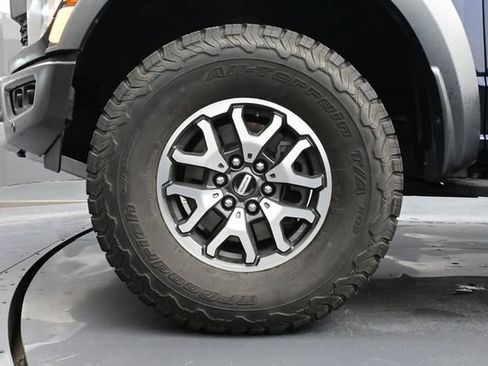 Used 2022 Ford F150 Raptor w/ Equipment Group 801A High AWD/4WD image 6