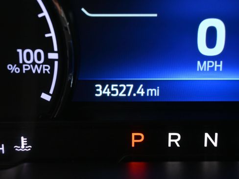 Used 2022 Ford Maverick Lariat w/ Lariat Luxury Package FWD image 16