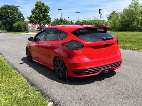 Used 2015 Ford Focus ST FWD image 7