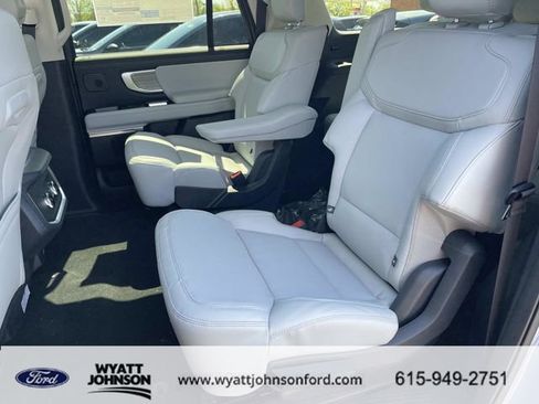 New 2026 Ford Expedition Max Platinum AWD/4WD image 18
