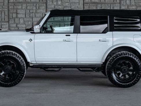 Used 2021 Ford Bronco Outer Banks image 10