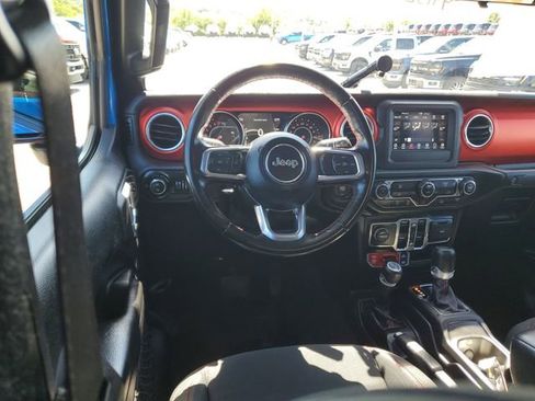 Used 2021 Jeep Gladiator Rubicon w/ Trailer Tow Package AWD/4WD image 11