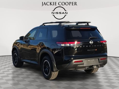Used 2025 Nissan Pathfinder Rock Creek image 7