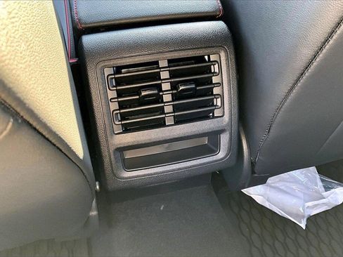 New 2026 Volkswagen GTI SE image 18