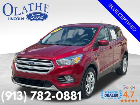 Certified 2019 Ford Escape SE FWD image 1