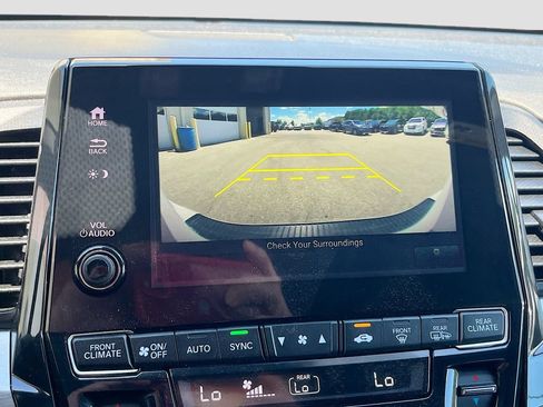 Used 2023 Honda Odyssey Sport image 16