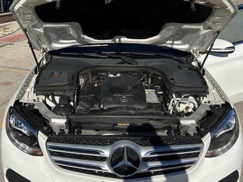 Used 2018 Mercedes-Benz GLC 300 4MATIC image 42