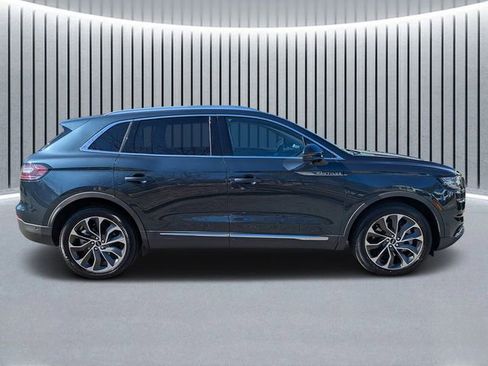 Certified 2022 Lincoln Nautilus Reserve image 2