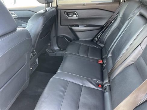 Used 2021 Nissan Rogue SL w/ Premium Package AWD/4WD image 32