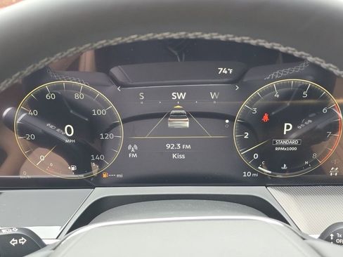 New 2025 INFINITI QX80 Luxe w/ Exterior Package image 33