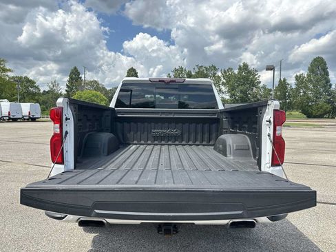 Used 2021 Chevrolet Silverado 1500 High Country w/ Technology Package AWD/4WD image 37