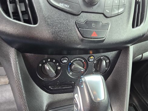 Used 2018 Ford Transit Connect XL FWD image 17