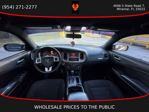 Used 2014 Dodge Charger SE image 15