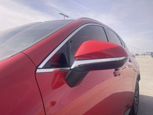 Used 2025 Lexus NX 250 FWD w/ Accessory Package (Z2) image 3