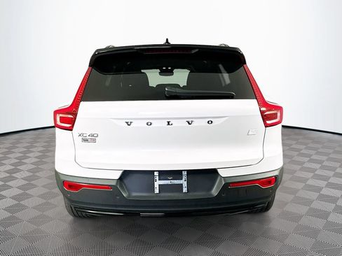 Used 2023 Volvo XC40 Recharge Plus AWD/4WD image 9