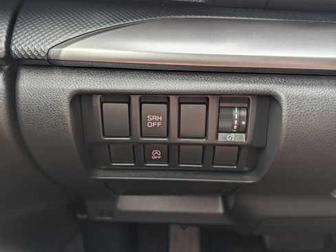 Used 2024 Subaru Forester Premium AWD/4WD image 26