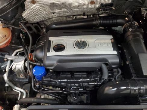 Used 2012 Volkswagen Tiguan S FWD image 23