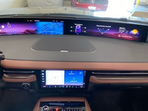 New 2026 Lincoln Navigator Reserve AWD/4WD image 55