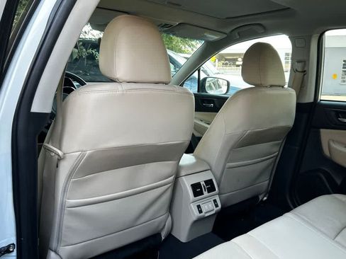 Used 2019 Subaru Outback 2.5i Limited AWD/4WD image 13