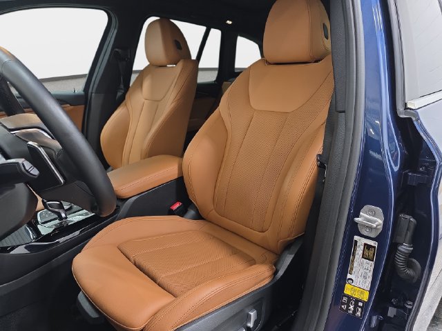 Certified 2024 BMW X3 xDrive30i w/ Premium Package AWD/4WD image 12