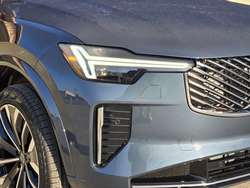 New 2026 Volvo XC90 B6 Ultra w/ Protection Package Premier image 10