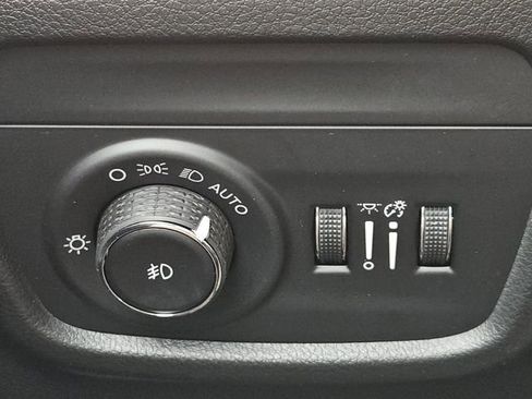 New 2025 Jeep Grand Cherokee Limited w/ Luxury Tech Group II image 18