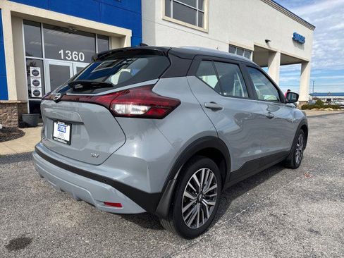 Used 2023 Nissan Kicks SV image 16