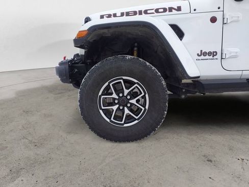 Used 2024 Jeep Gladiator Rubicon image 14
