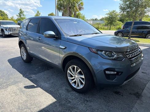 Used 2018 Land Rover Discovery Sport HSE AWD/4WD image 2