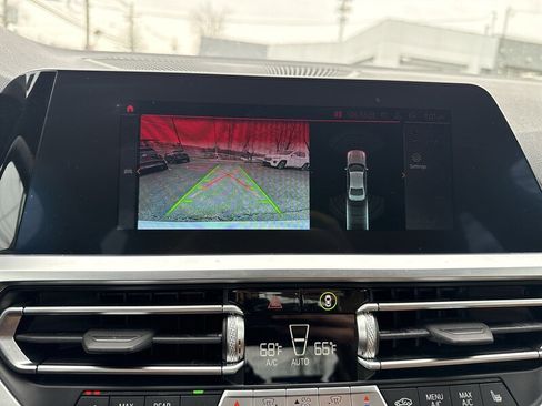 Used 2022 BMW 330i xDrive Sedan w/ Driving Assistance Package image 12