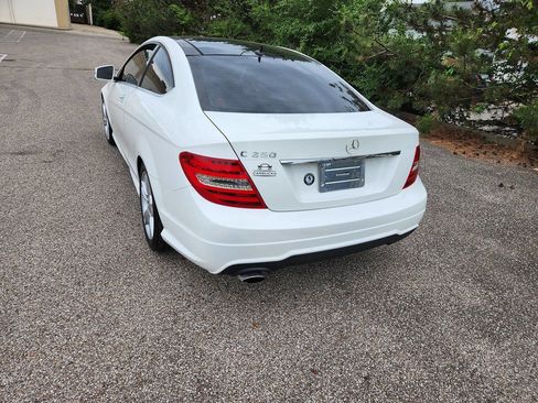 Used 2014 Mercedes-Benz C 250 Coupe image 9