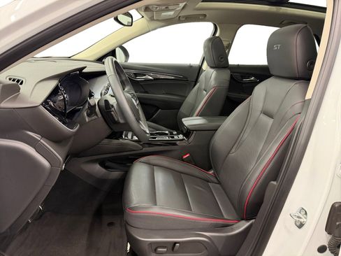 Used 2023 Buick Envision Essence w/ Sport Touring Package AWD/4WD image 9