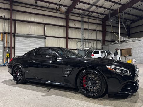 Used 2017 Mercedes-Benz SL 63 AMG image 3