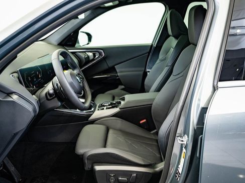 New 2026 BMW X3 xDrive30 w/ Premium Package AWD/4WD image 21