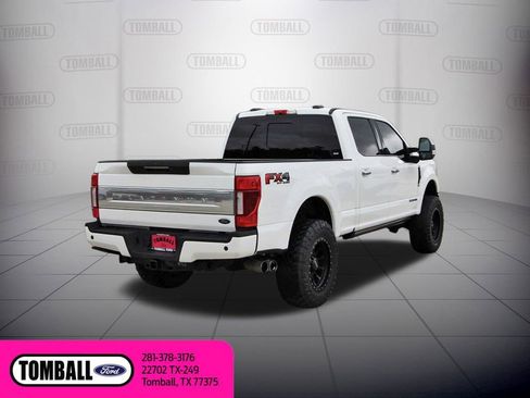 Used 2022 Ford F250 Platinum w/ FX4 Off-Road Package AWD/4WD image 7