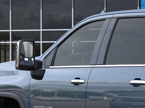 New 2026 Chevrolet Silverado 2500 LTZ w/ LTZ Convenience Package AWD/4WD image 15