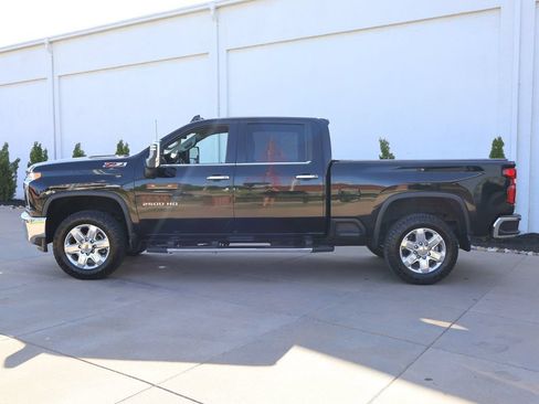 Certified 2021 Chevrolet Silverado 2500 LTZ w/ LTZ Plus Package AWD/4WD image 3
