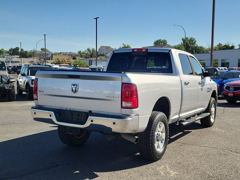 Used 2015 RAM 2500 SLT w/ Protection Group AWD/4WD image 3