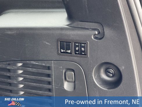 Used 2020 Chevrolet Suburban Premier image 21