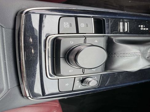 Used 2025 MAZDA CX-30 AWD 2.5 S w/ Preferred Package image 18