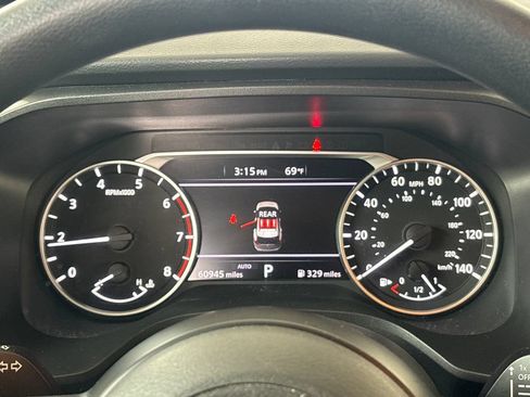 Used 2024 Nissan Rogue S AWD/4WD image 19