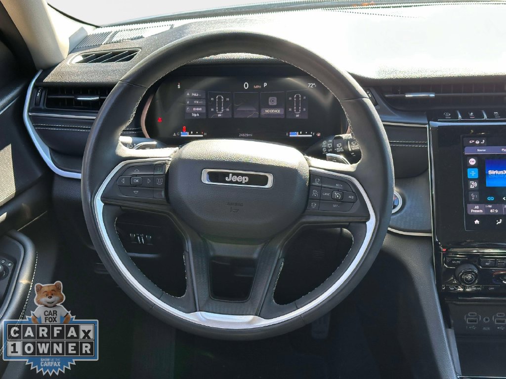 Used 2023 Jeep Grand Cherokee L Laredo w/ Luxury Tech Group I AWD/4WD image 15