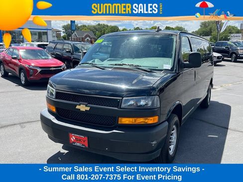 Used 2025 Chevrolet Express 3500 LS RWD image 2