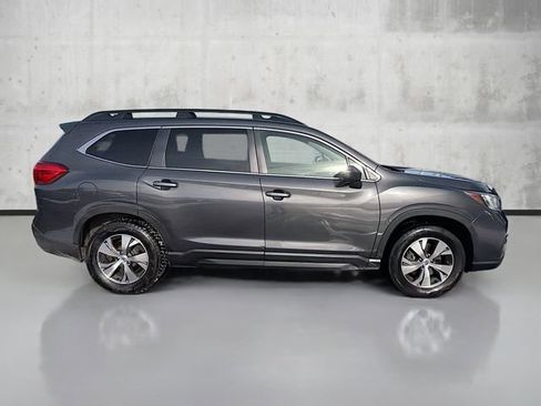Used 2019 Subaru Ascent Premium image 4