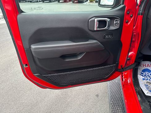 Used 2021 Jeep Wrangler Unlimited Sahara 4xe w/ Cold Weather Group image 22