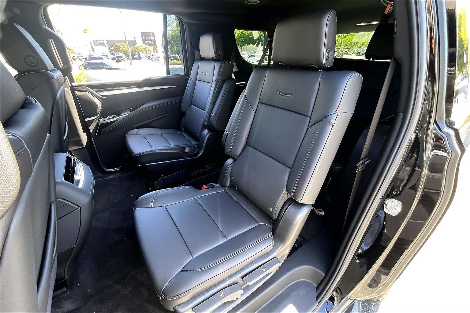 New 2026 Cadillac Escalade ESV 4WD w/ LPO, Floor Liner Package image 16